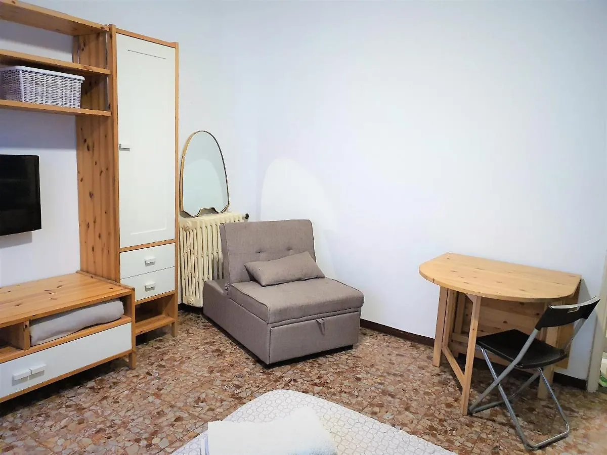 Studio Luna Apartments Milan