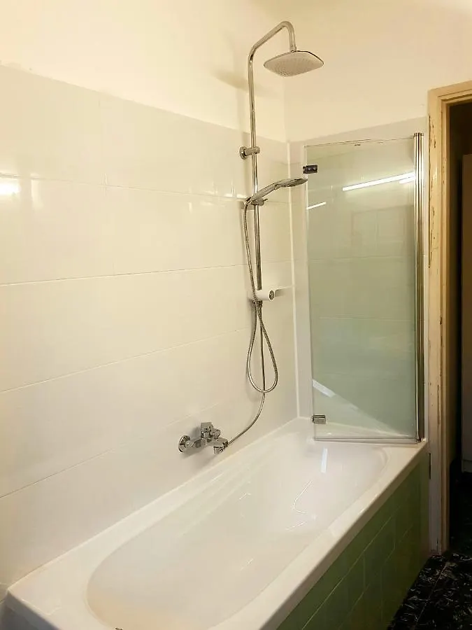 Studio Luna Apartments Milan 0*,